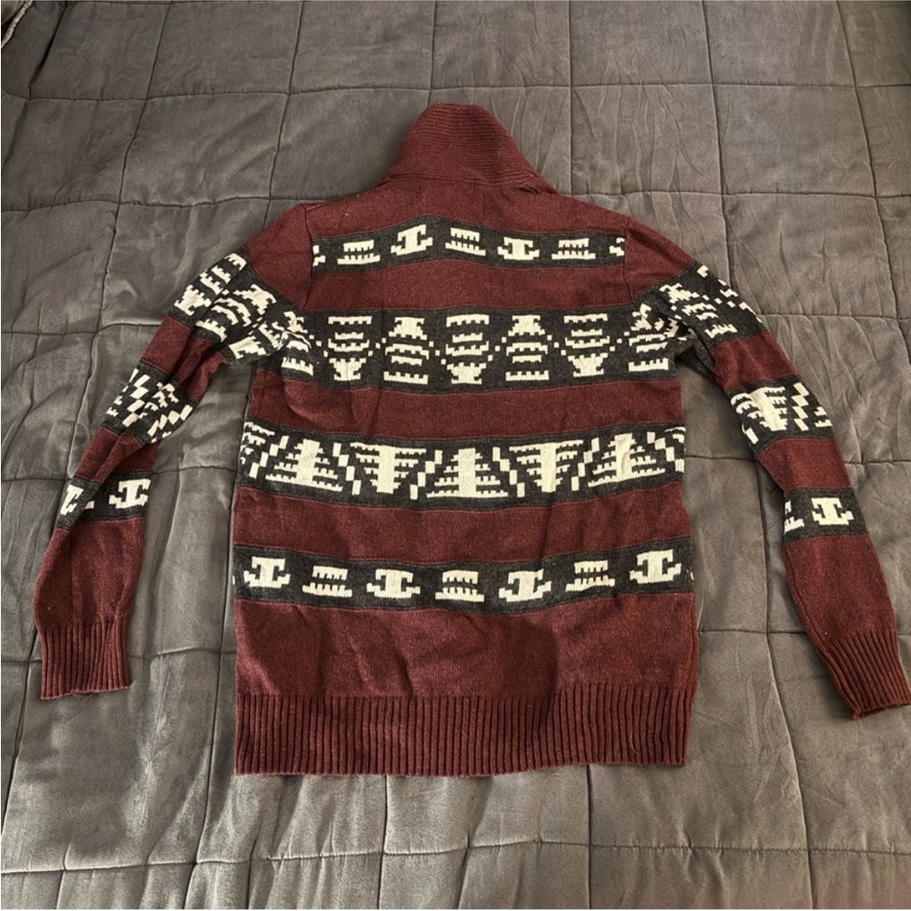 Y2K American Eagle Outfitters Burgundy and White Sweater - Picture 2 of 3